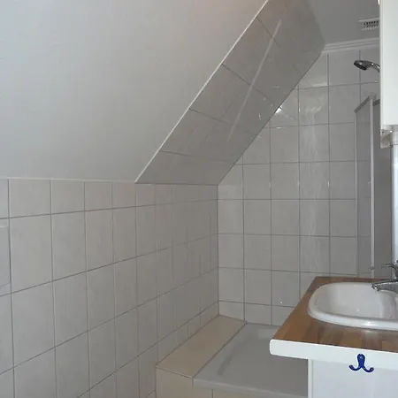 Appartement Monchgut Boddenblick 1 *